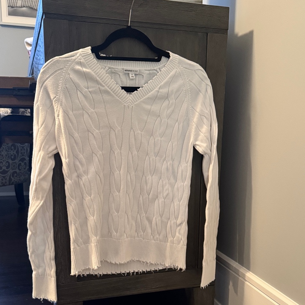 Minnie Rose White Cable Knit V-Neck Sweater